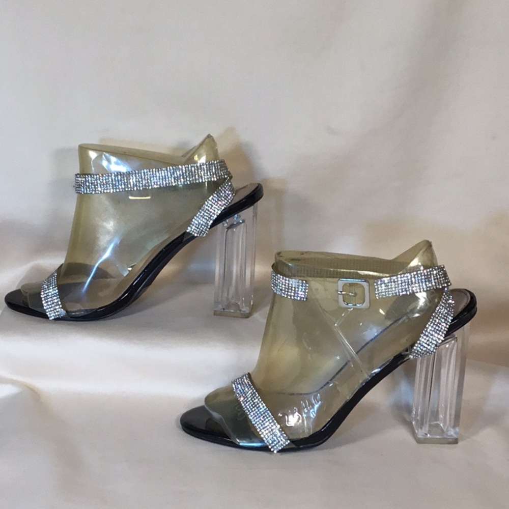 Glaze Sandals Chunky Heels